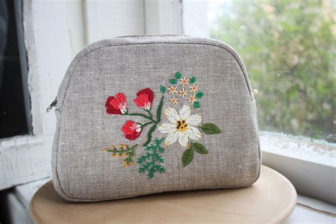 wholesale cosmetic bags for embroidery.